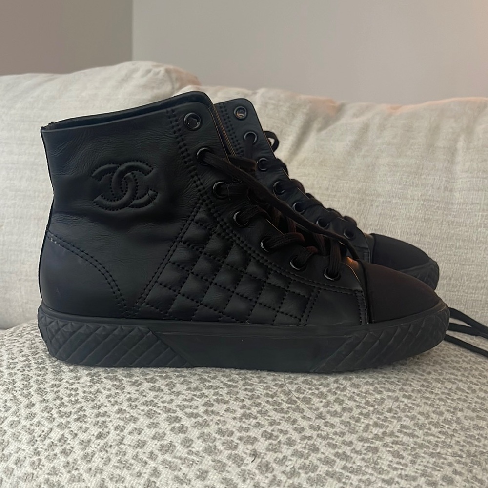 Black Chanel Quilted Walk Sneakers